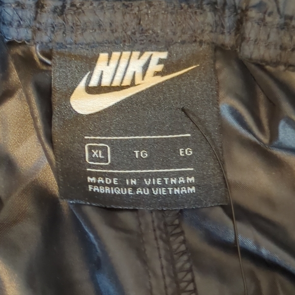 Nike Sportswear Tapered Jogger Size XL Womens Pants Black Swoosh -100 - Picture 4 of 8